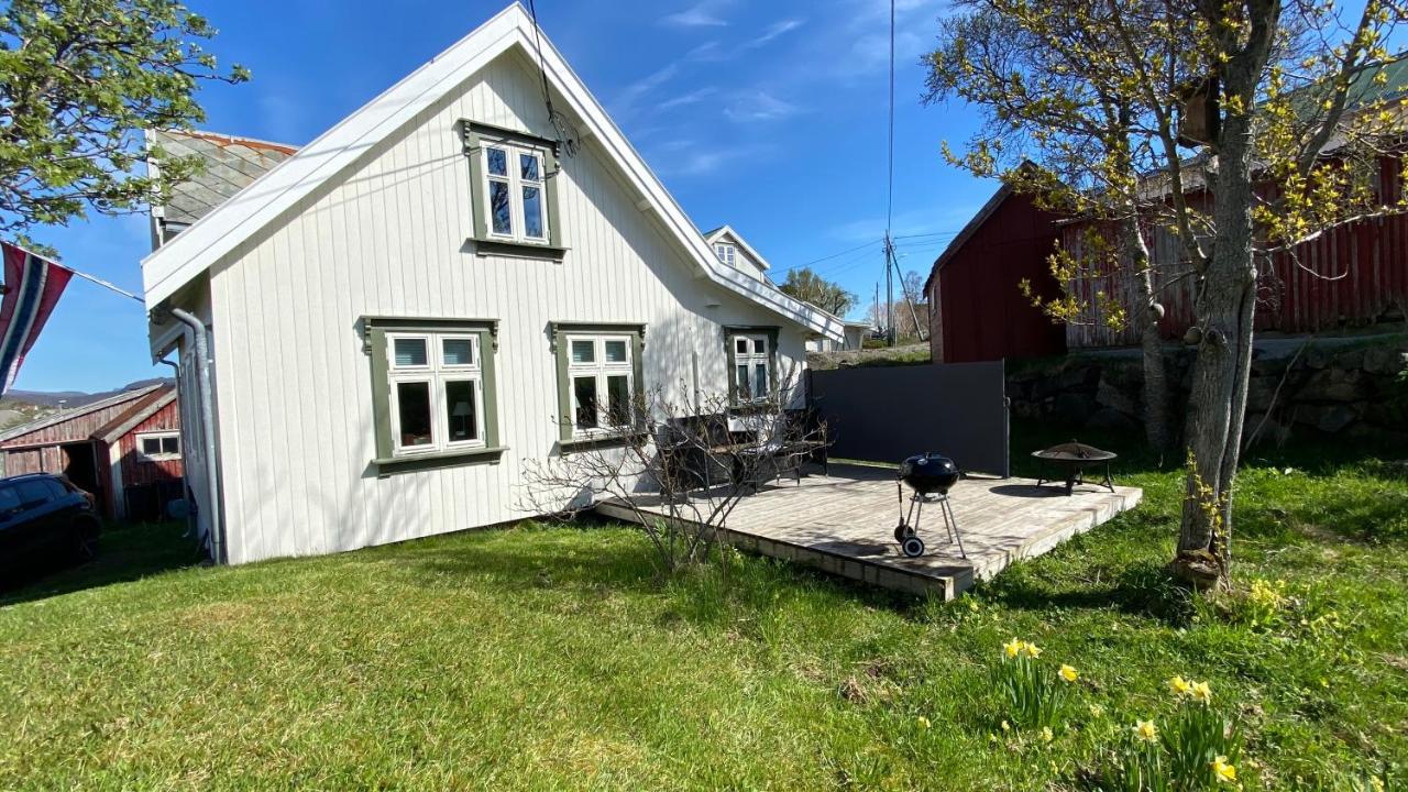 Nordlandshuset "Lottebakken", Ballstad In Lofoten Exterior photo